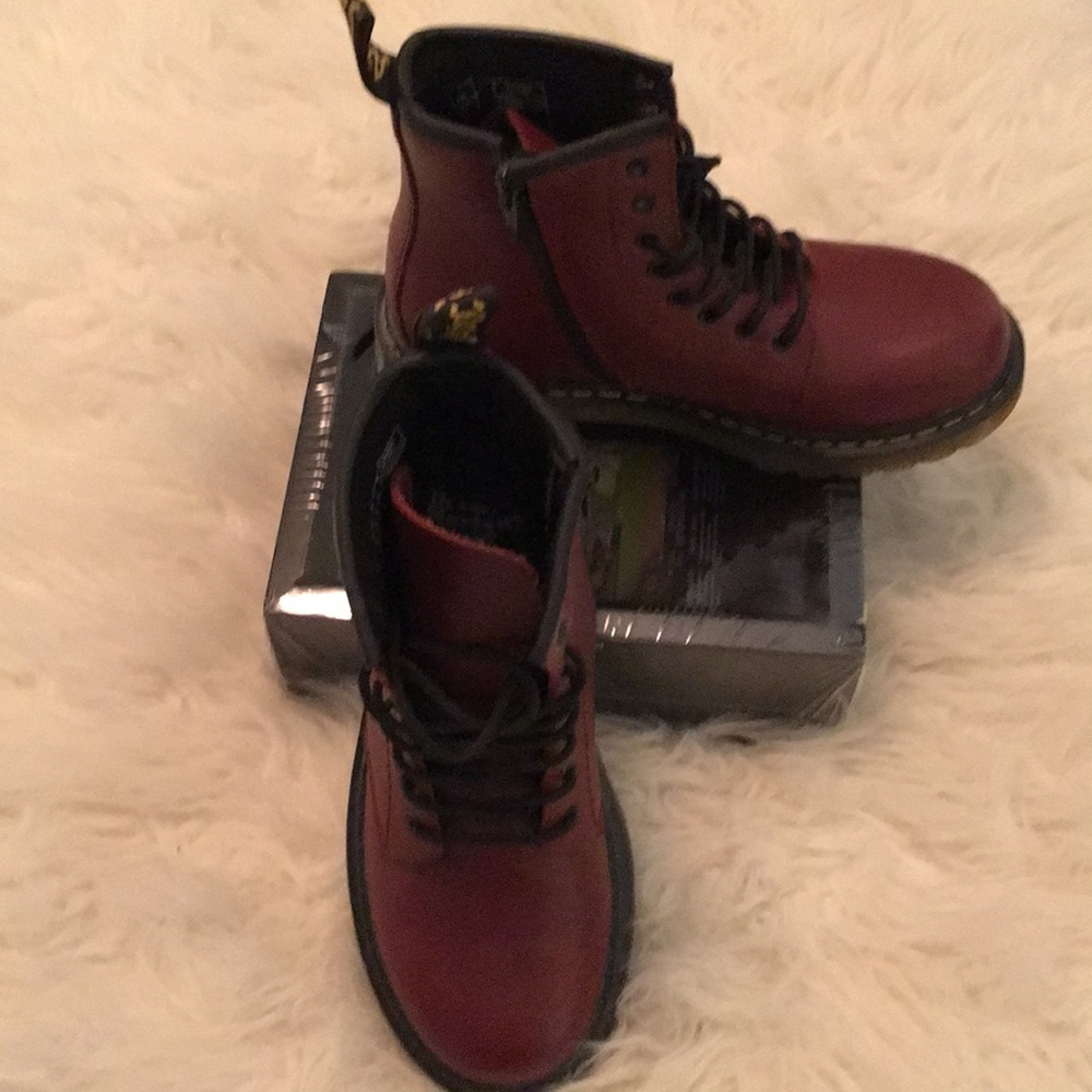 COPY - Boots